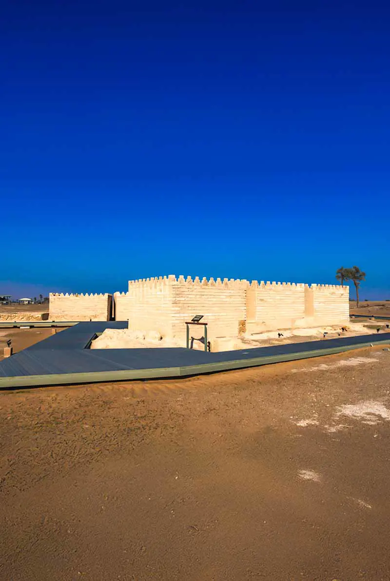 Mleiha Archaeological Site For History Buffs — photo 10 of 13